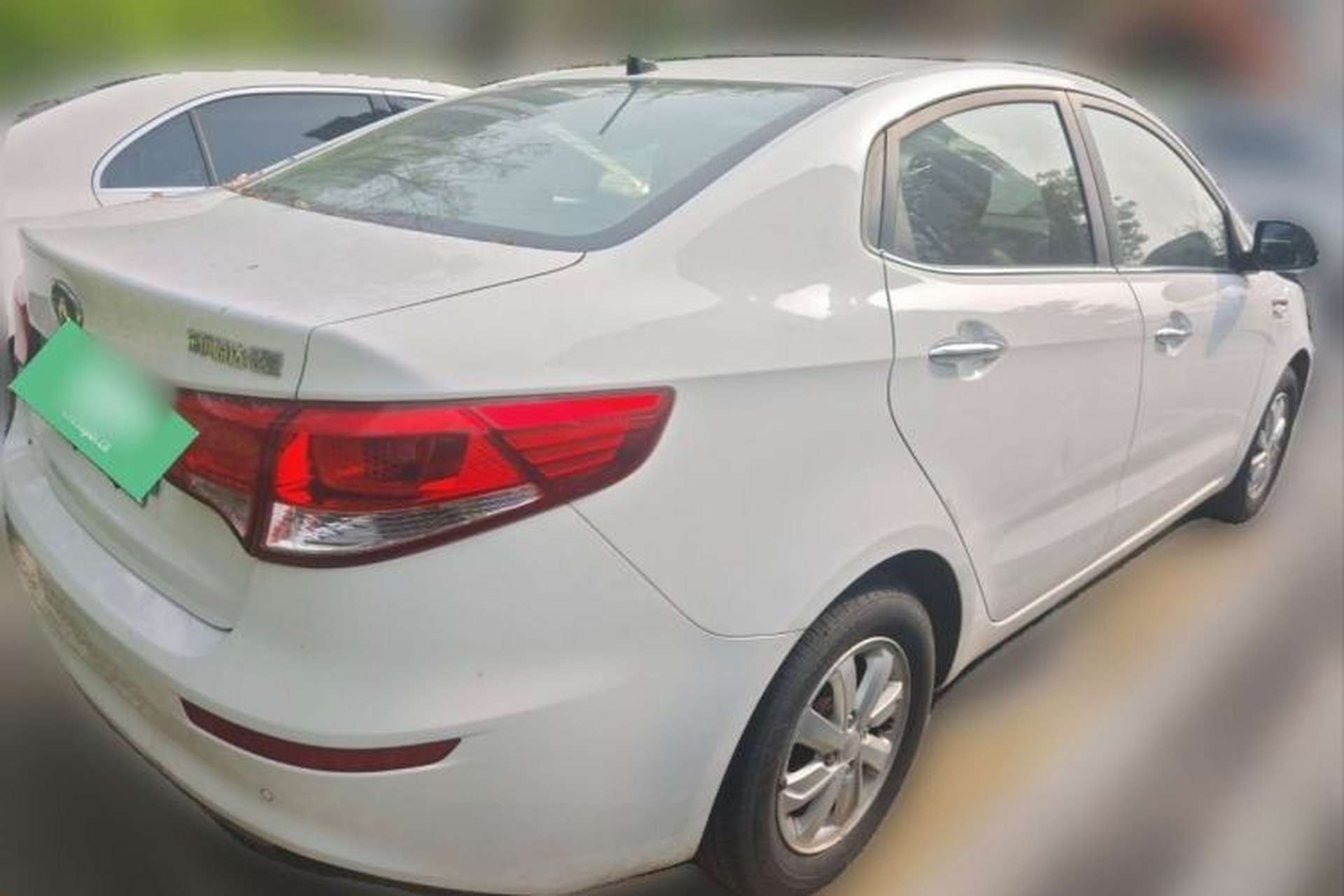 Used Kia K2 2015 Sedan 1.4L MT GLS Exterior 3