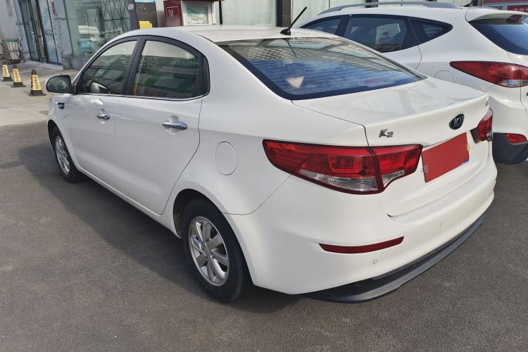 Used Kia K2 2015 Sedan 1.4L Automatic GLS Exterior 3