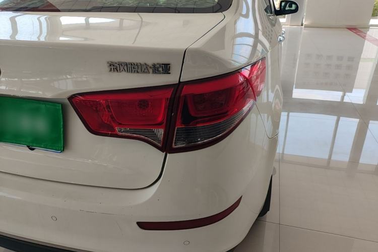 Used Kia K2 2015 Sedan 1.4L MT GLS Exterior 3