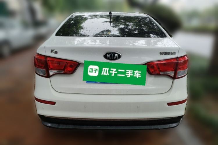 Used Kia K2 2015 Sedan 1.4L Automatic GLS Exterior 4