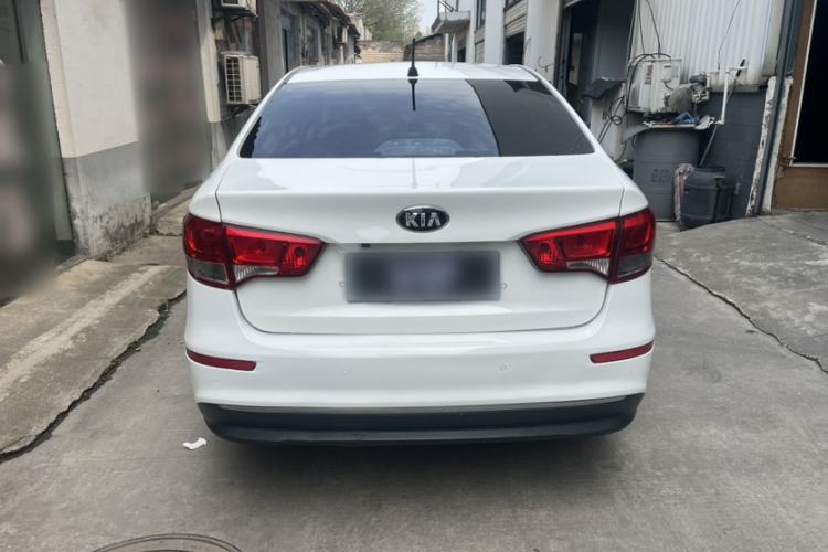 Used Kia K2 2015 Sedan 1.4L Automatic GLS Exterior 4