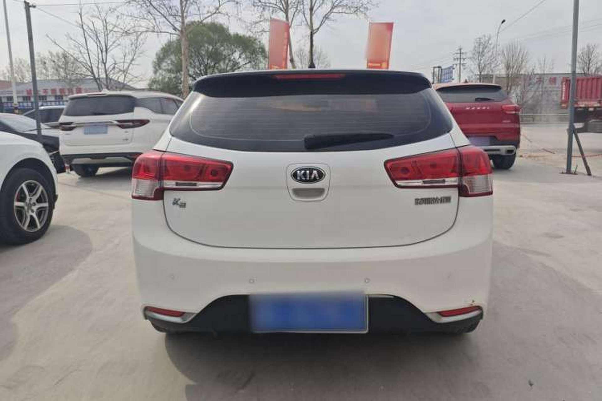 Used Kia K2 2015 Hatchback 1.4L AT GLS Cool Edition Exterior 4