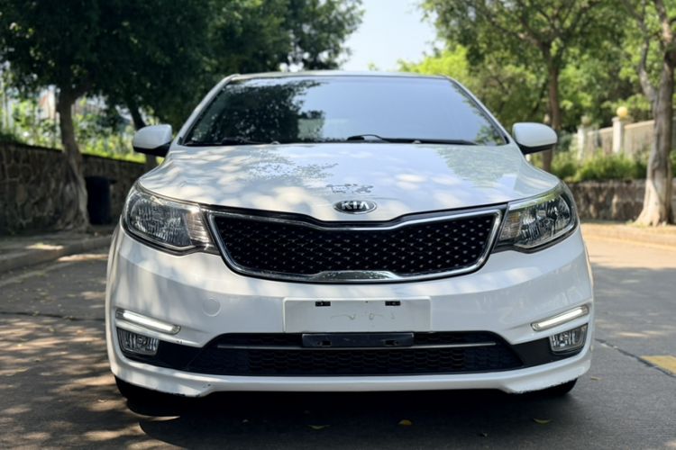Used Kia K2 2015 Hatchback 1.4L AT GLS Cool Edition Exterior 4