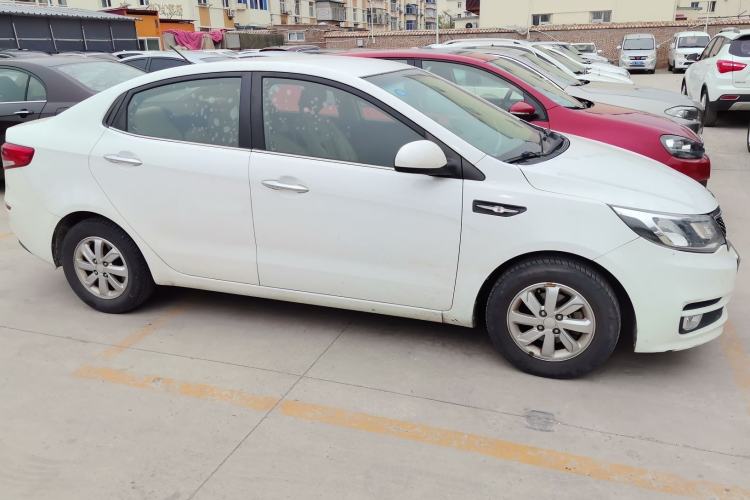 Used Kia K2 2015 Sedan 1.4L Automatic GLS Exterior 4
