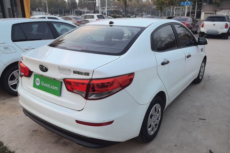 Used Kia K2 2015 Sedan 1.4L Automatic GLS Exterior 4