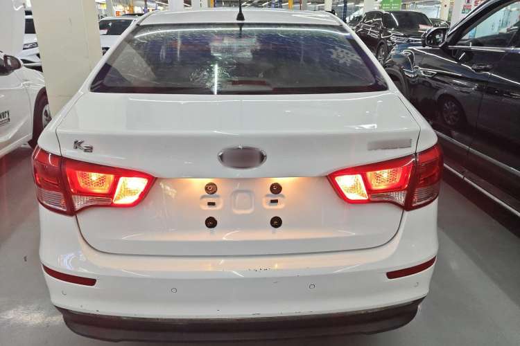 Used Kia K2 2015 Sedan 1.4L MT GLS Exterior 4