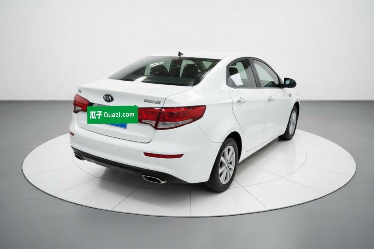 Used Kia K2 2015 Sedan 1.4L Automatic GLS Exterior 5