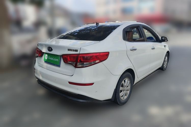 Used Kia K2 2015 Sedan 1.4L MT GLS Exterior 5