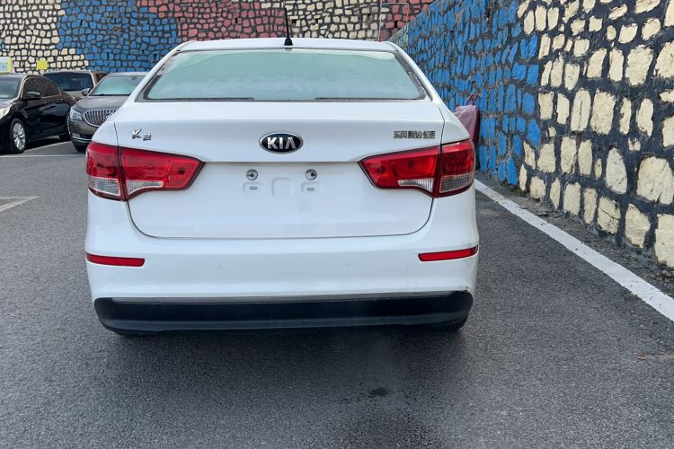 Used Kia K2 2015 Sedan 1.4L Automatic GLS Exterior 5