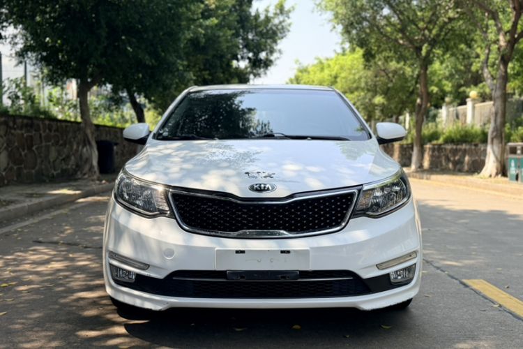 Used Kia K2 2015 Hatchback 1.4L AT GLS Cool Edition Exterior 6