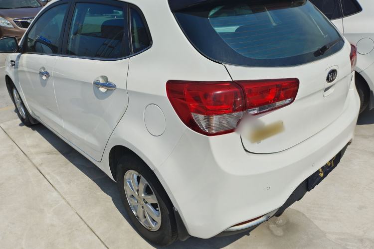 Used Kia K2 2015 Hatchback 1.4L AT GLS Cool Edition Exterior 7
