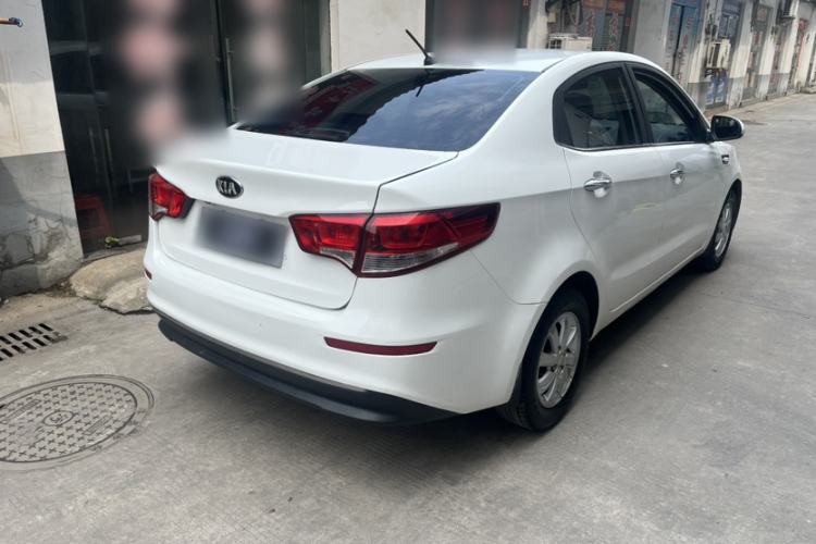 Used Kia K2 2015 Sedan 1.4L Automatic GLS Exterior 7