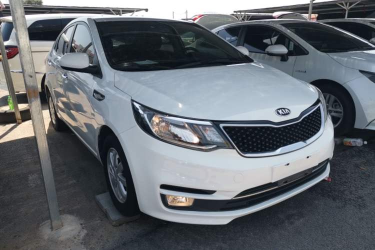 Used Kia K2 2015 Sedan 1.4L Automatic GLS Front Right 45 Deg