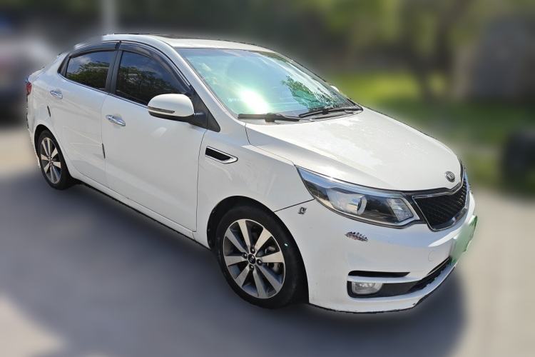 Used Kia K2 2015 Sedan 1.6L Automatic Transmission Premium Front Right 45 Deg