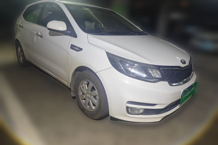 Used Kia K2 2015 Hatchback 1.4L Automatic GLS Front Right 45 Deg