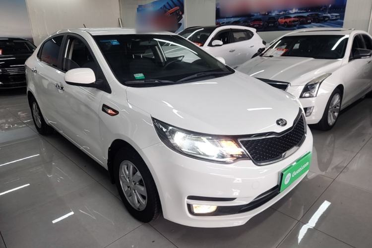 Used Kia K2 2015 Sedan 1.4L MT GLS Front Right 45 Deg