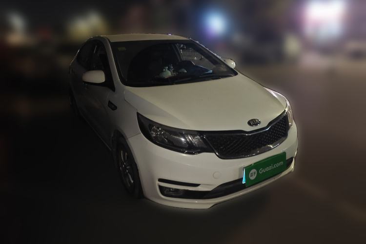 Used Kia K2 2015 Sedan 1.4L Manual Transmission GL Front Right 45 Deg