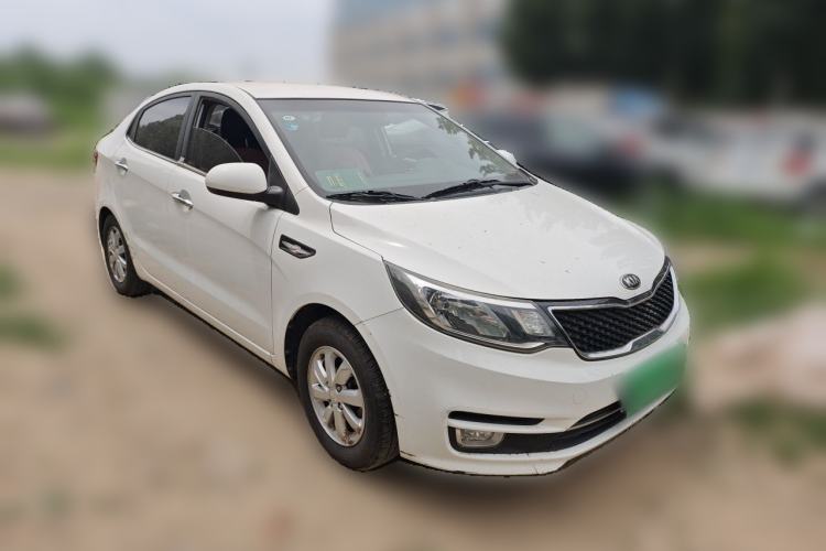 Used Kia K2 2015 Sedan 1.4L Automatic GLS Front Right 45 Deg