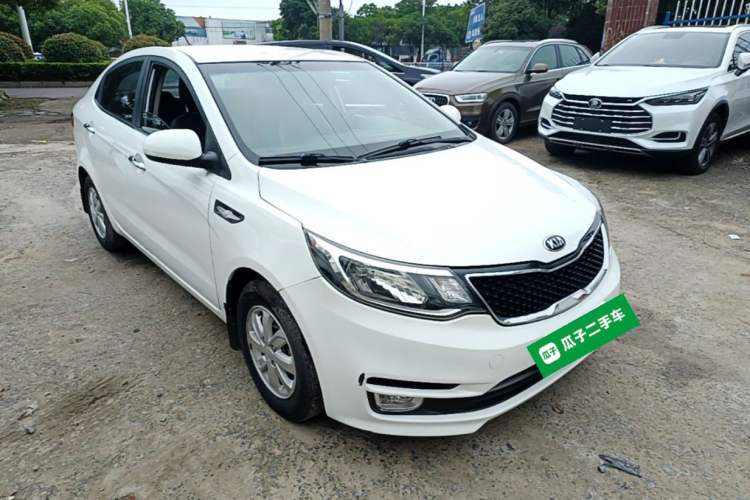 Used Kia K2 2015 Sedan 1.4L MT GLS Front Right 45 Deg