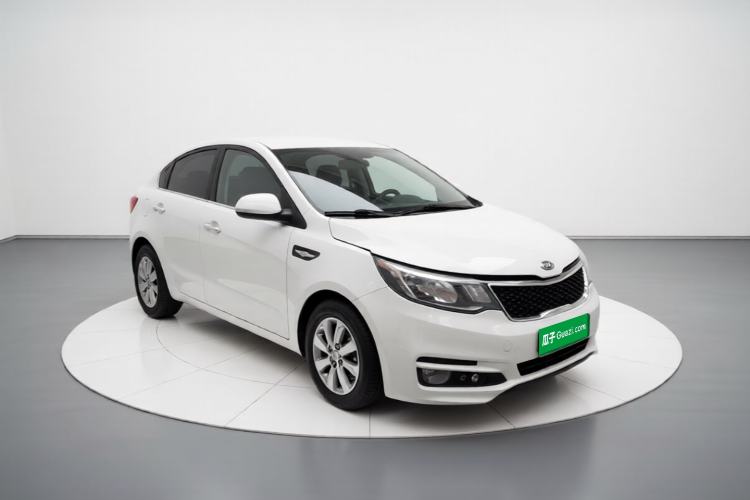 Used Kia K2 2015 Sedan 1.4L MT GLS Front Right 45 Deg