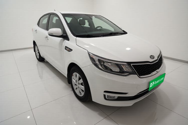 Used Kia K2 2015 Sedan 1.4L MT GLS Front Right 45 Deg