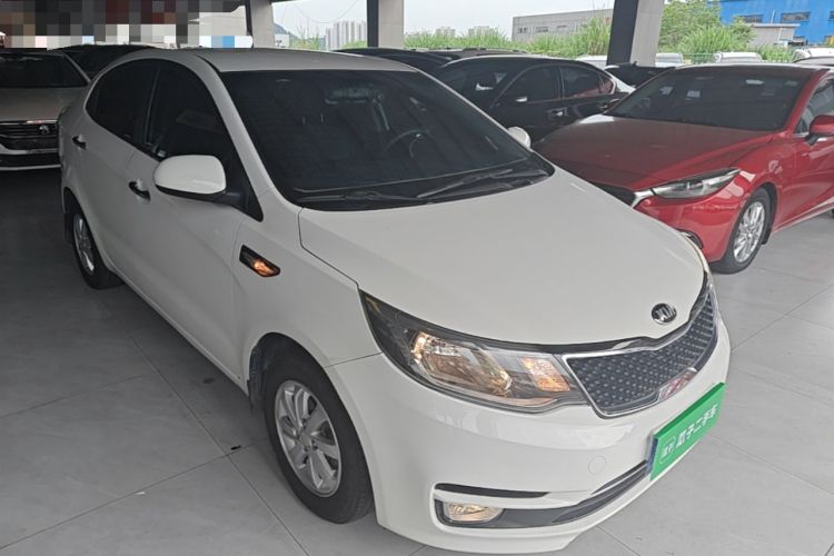 Used Kia K2 2015 Sedan 1.4L Automatic GLS Front Right 45 Deg