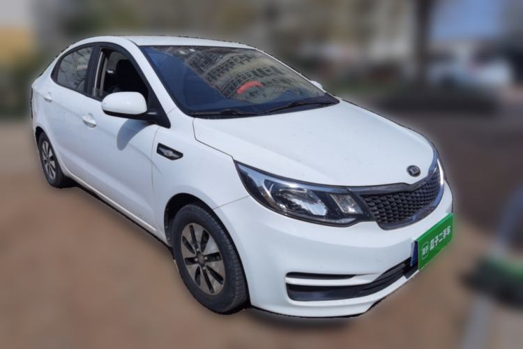 Used Kia K2 2015 Sedan 1.4L Automatic GLS Front Right 45 Deg