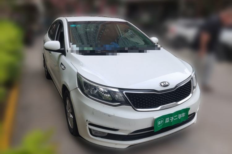 Used Kia K2 2015 Sedan 1.4L MT GLS Front Right 45 Deg