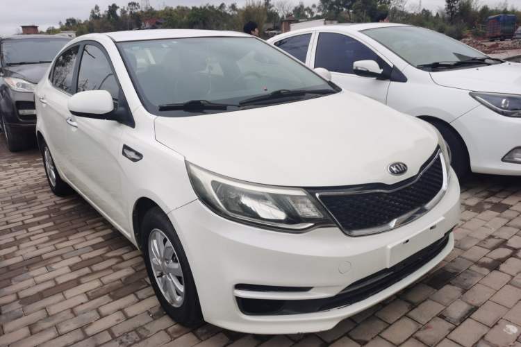 Used Kia K2 2015 Sedan 1.4L MT GLS Front Right 45 Deg