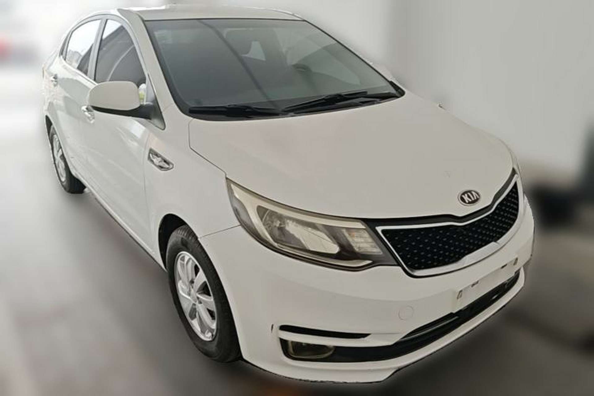 Used Kia K2 2015 Sedan 1.4L Automatic GLS Front Right 45 Deg