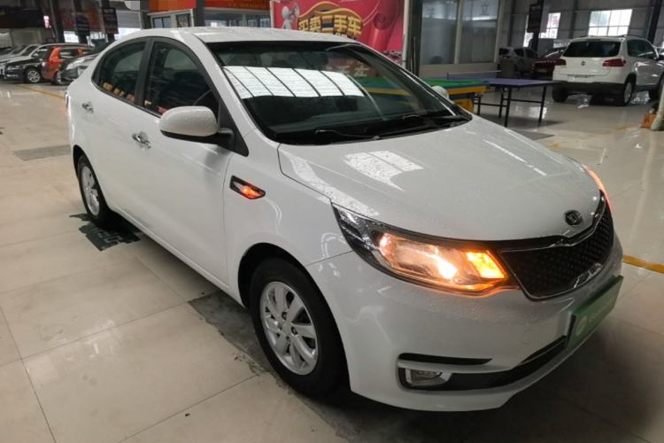 Used Kia K2 2015 Sedan 1.4L MT GLS Front Right 45 Deg