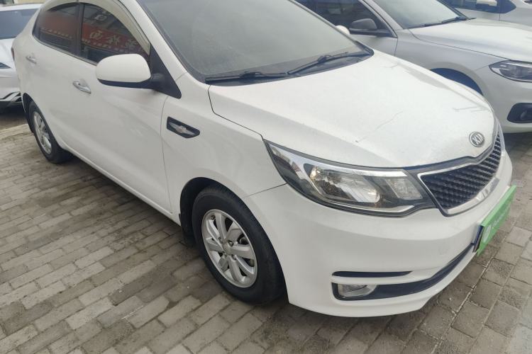 Used Kia K2 2015 Sedan 1.4L Automatic GLS Front Right 45 Deg