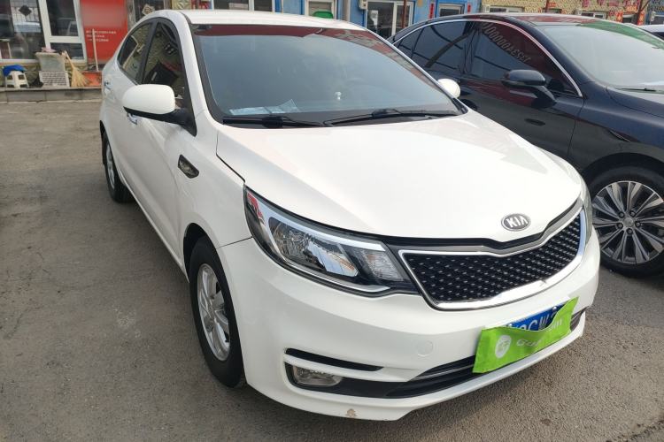Used Kia K2 2015 Sedan 1.4L MT GLS Front Right 45 Deg