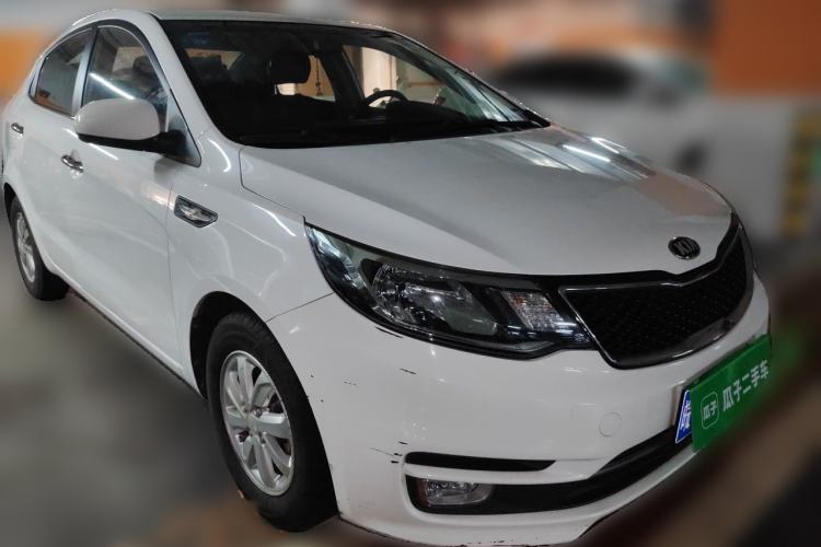 Used Kia K2 2015 Sedan 1.4L Automatic GLS Front Right 45 Deg