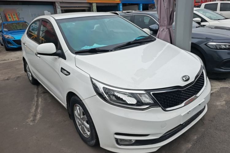 Used Kia K2 2015 Sedan 1.4L MT GLS Front Right 45 Deg