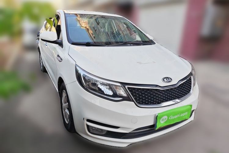 Used Kia K2 2015 Sedan 1.4L MT GLS Front Right 45 Deg