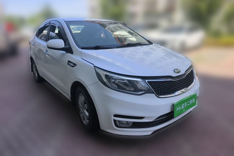 Used Kia K2 2015 Sedan 1.4L MT GLS Front Right 45 Deg