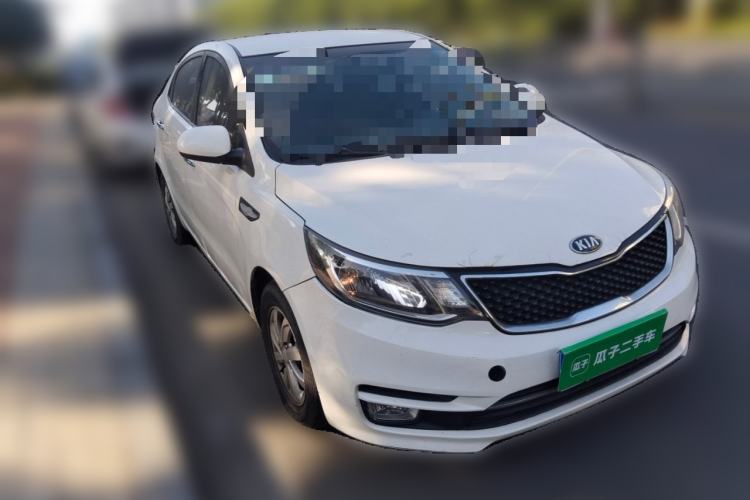 Used Kia K2 2015 Sedan 1.4L Automatic GLS Front Right 45 Deg