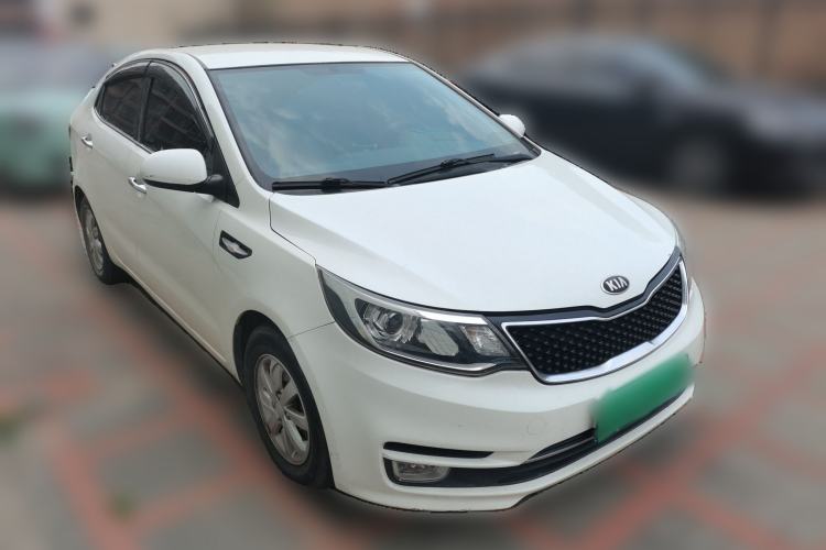 Used Kia K2 2015 Sedan 1.4L MT GLS Front Right 45 Deg