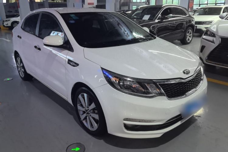 Used Kia K2 2015 Sedan 1.4L Automatic GLS Front Right 45 Deg
