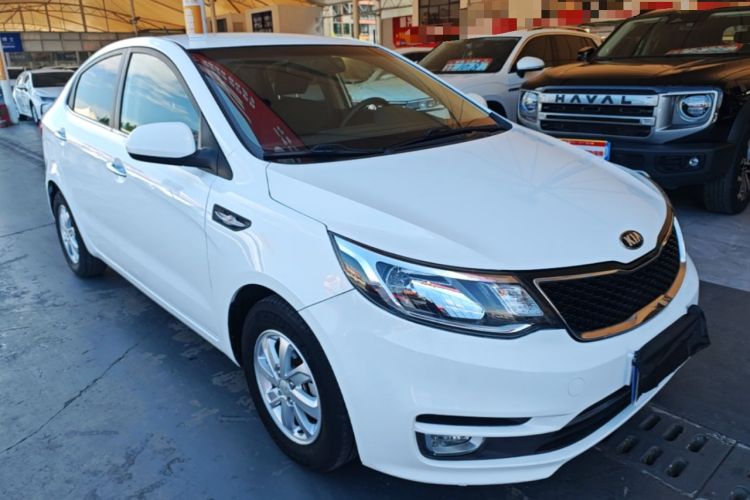 Used Kia K2 2015 Sedan 1.4L MT GLS Front Right 45 Deg