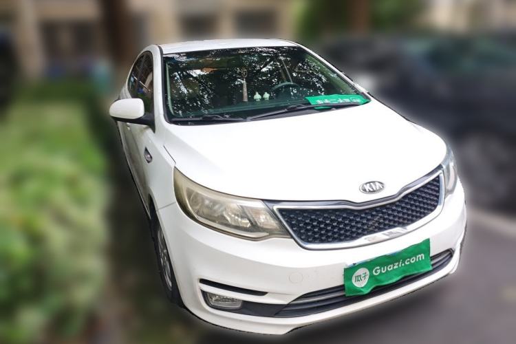 Used Kia K2 2015 Sedan 1.4L Automatic GLS Front Right 45 Deg