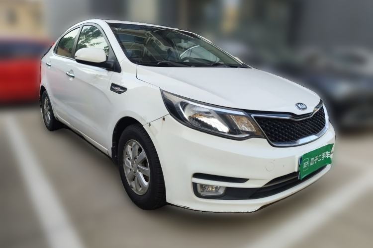 Used Kia K2 2015 Sedan 1.4L MT GLS Front Right 45 Deg