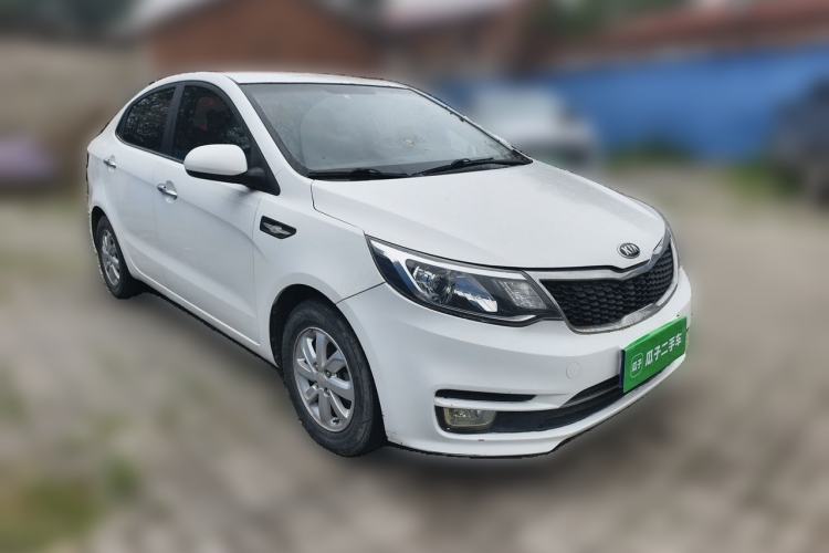 Used Kia K2 2015 Sedan 1.4L MT GLS Front Right 45 Deg