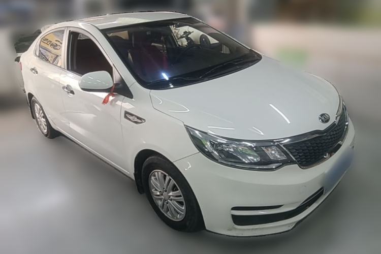 Used Kia K2 2015 Sedan 1.4L Automatic GLS Front Right 45 Deg