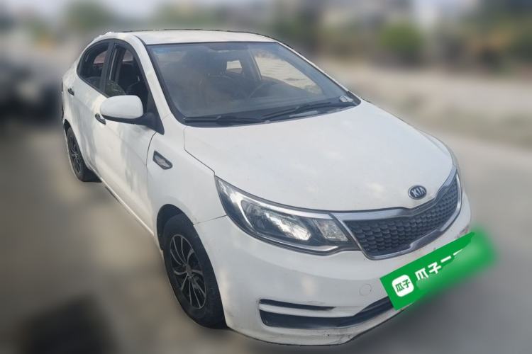 Used Kia K2 2015 Sedan 1.4L Automatic GLS Front Right 45 Deg