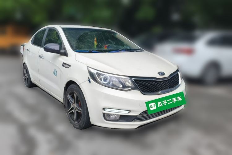 Used Kia K2 2015 Sedan 1.4L MT GLS Front Right 45 Deg