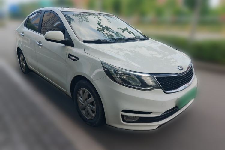 Used Kia K2 2015 Sedan 1.4L MT GLS Front Right 45 Deg