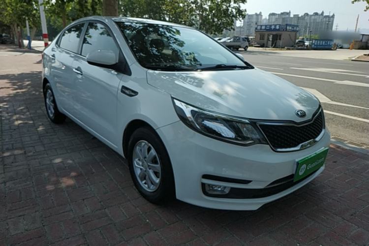 Used Kia K2 2015 Sedan 1.4L Automatic GLS Front Right 45 Deg