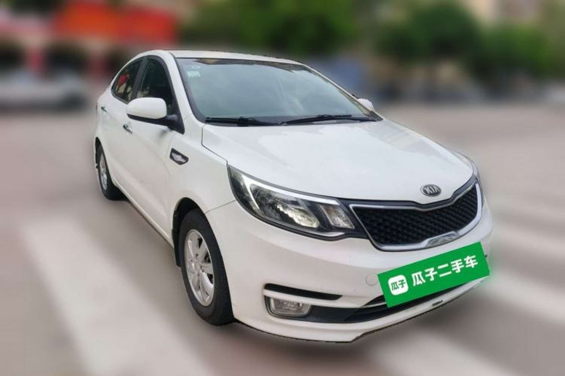 Used Kia K2 2015 Sedan 1.4L MT GLS Front Right 45 Deg